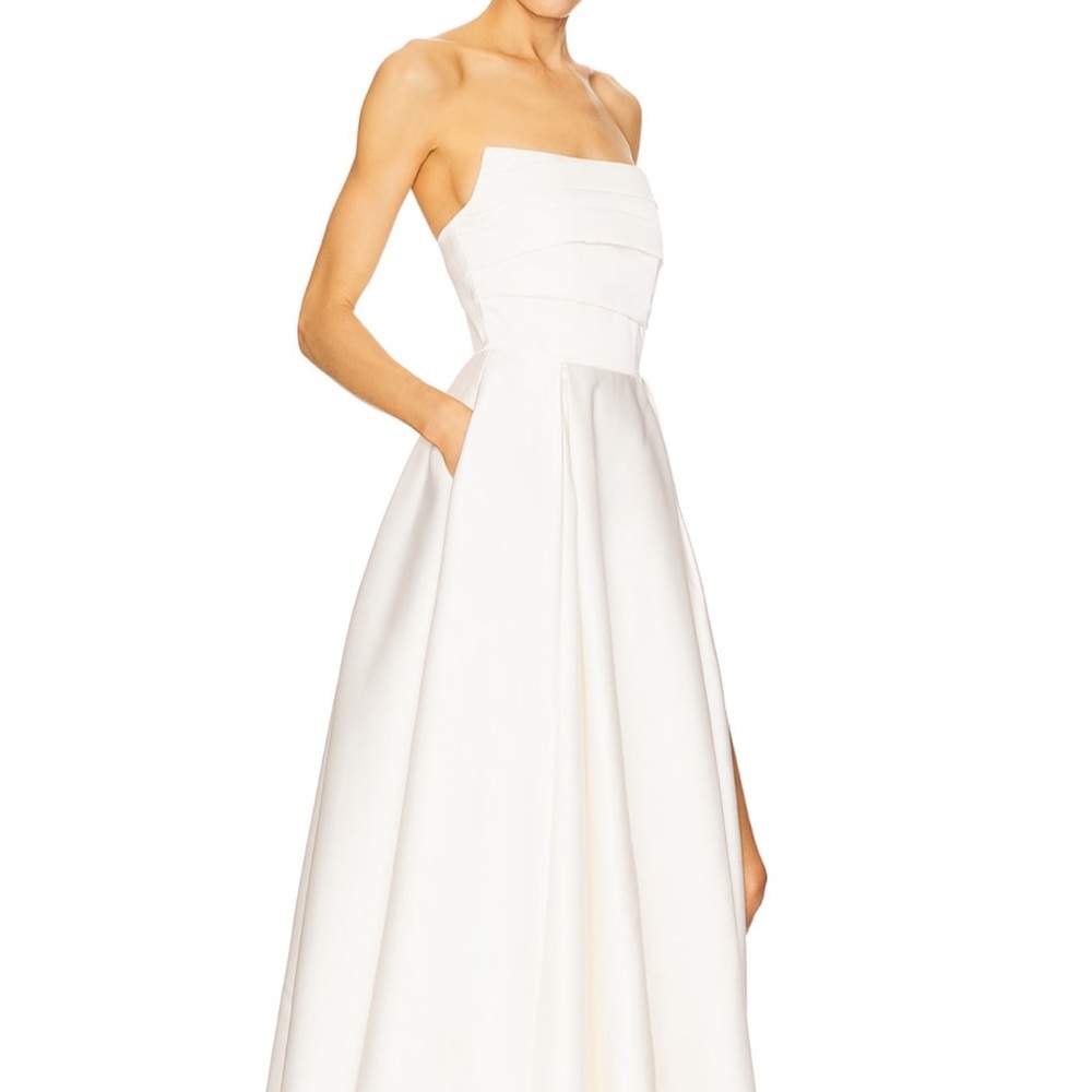 Chic Strapless White Wedding Dress - Picture 2 of 6